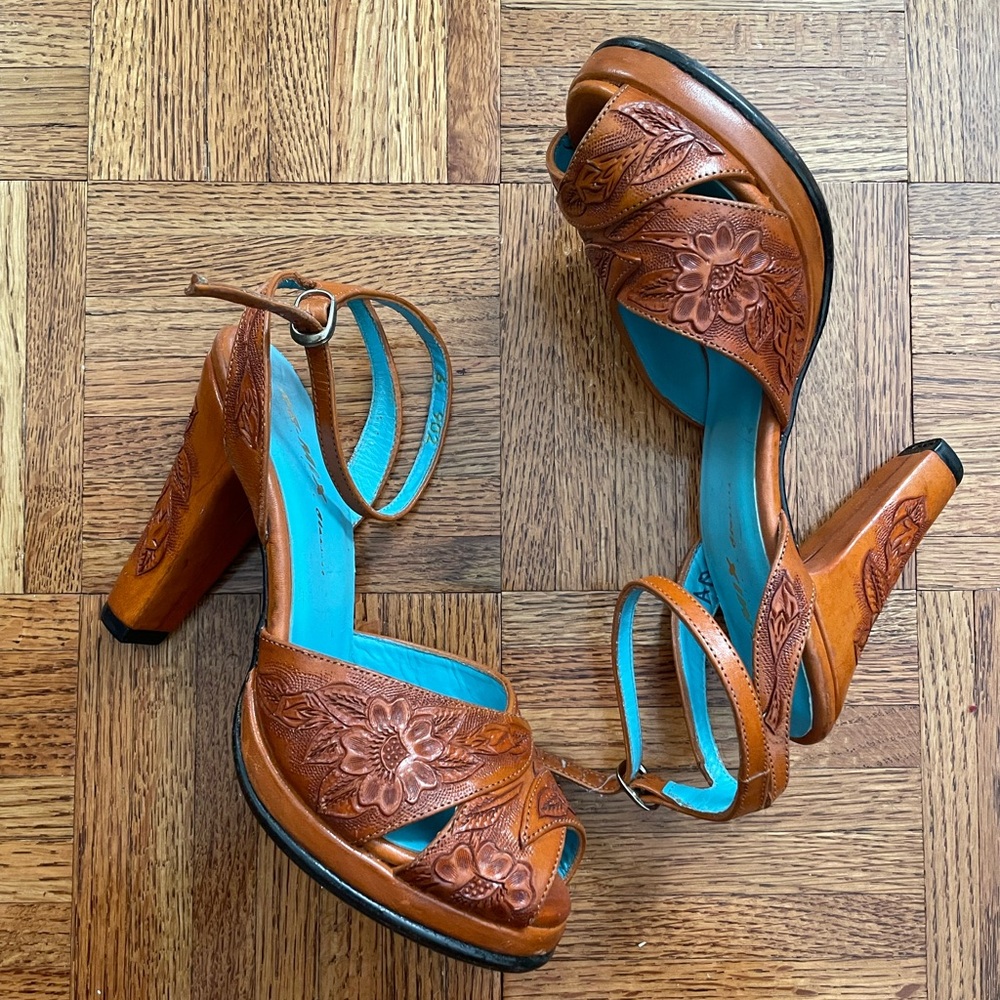 Remix Vintage Shoes Vera Cruz Peep Toe Heels in Tan US 6